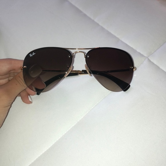 BRAND NEW Aviator RayBan Sunglasses w/ Case - Picture 2 of 5